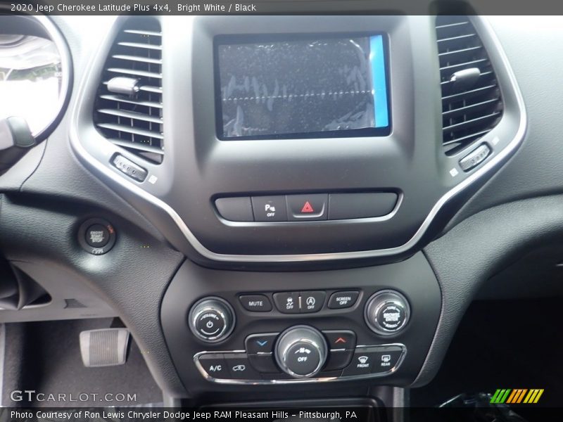 Bright White / Black 2020 Jeep Cherokee Latitude Plus 4x4