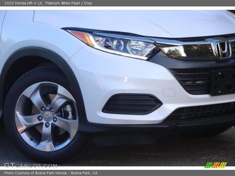 Platinum White Pearl / Gray 2020 Honda HR-V LX