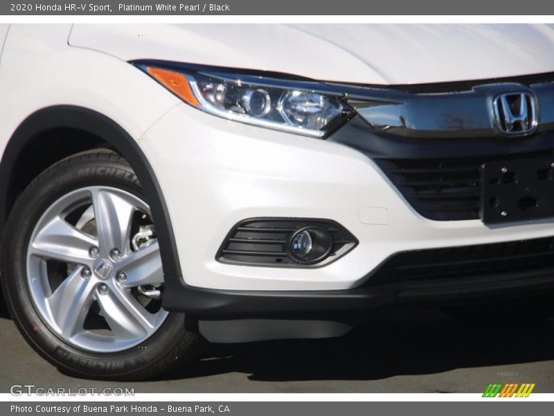 Platinum White Pearl / Black 2020 Honda HR-V Sport