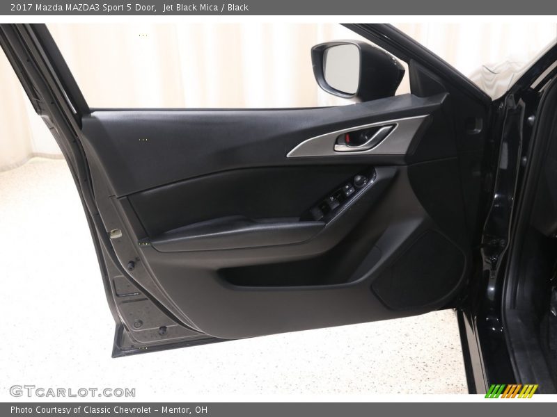 Door Panel of 2017 MAZDA3 Sport 5 Door