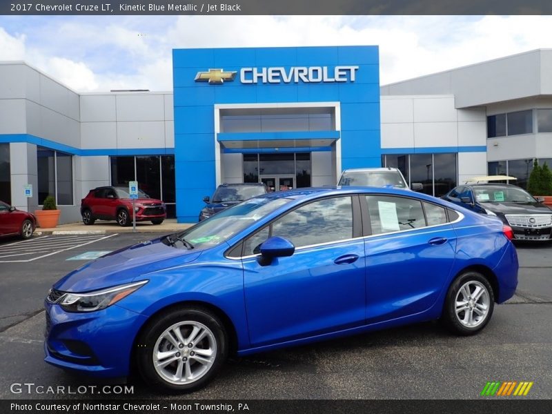 Kinetic Blue Metallic / Jet Black 2017 Chevrolet Cruze LT