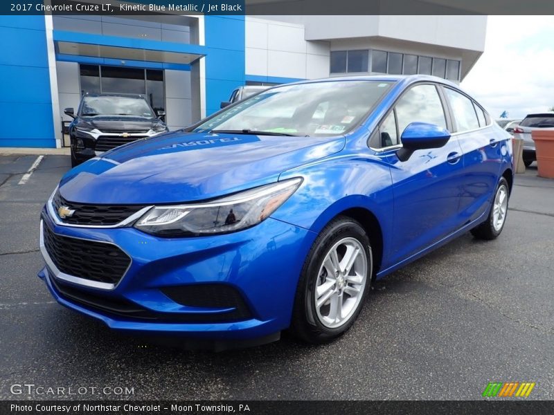 Kinetic Blue Metallic / Jet Black 2017 Chevrolet Cruze LT