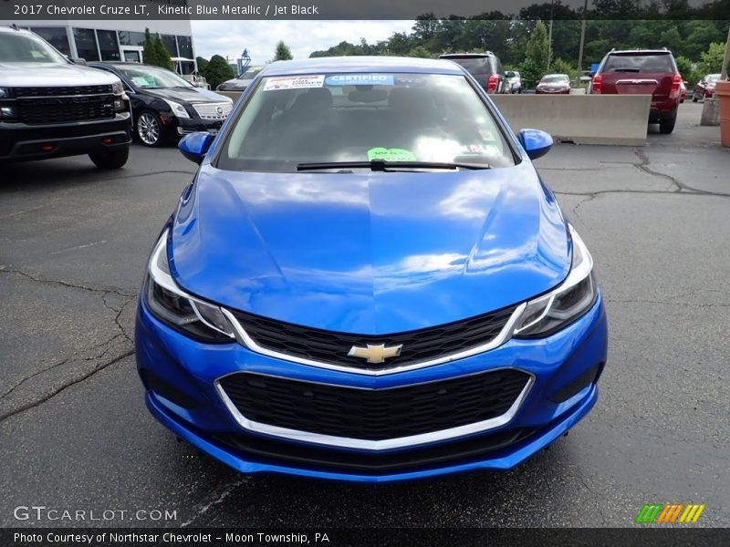 Kinetic Blue Metallic / Jet Black 2017 Chevrolet Cruze LT