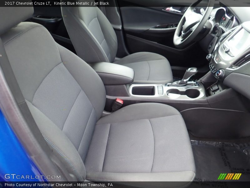 Kinetic Blue Metallic / Jet Black 2017 Chevrolet Cruze LT
