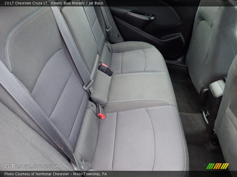 Kinetic Blue Metallic / Jet Black 2017 Chevrolet Cruze LT
