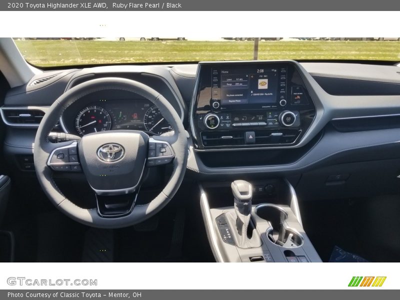 Ruby Flare Pearl / Black 2020 Toyota Highlander XLE AWD