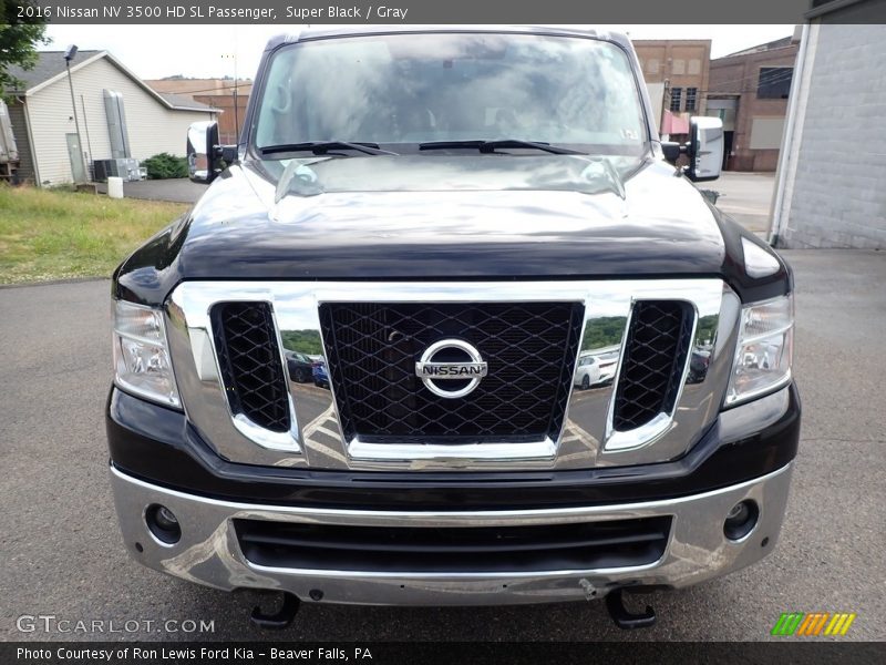  2016 NV 3500 HD SL Passenger Super Black