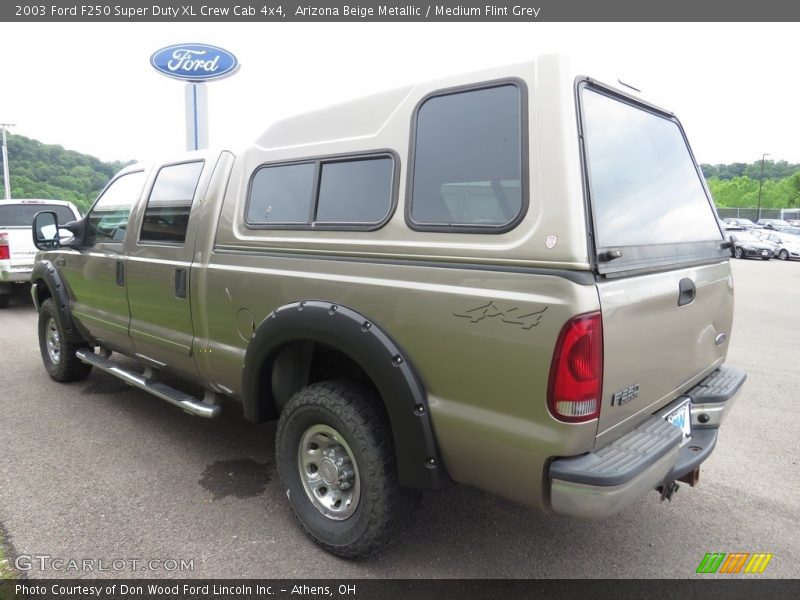Arizona Beige Metallic / Medium Flint Grey 2003 Ford F250 Super Duty XL Crew Cab 4x4