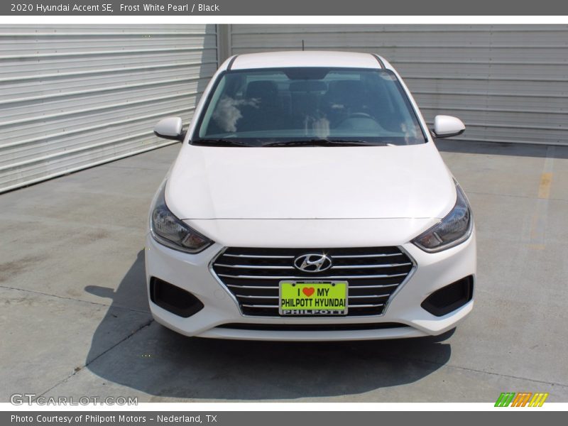 Frost White Pearl / Black 2020 Hyundai Accent SE