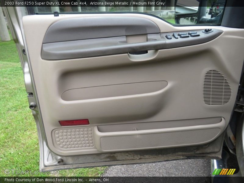 Arizona Beige Metallic / Medium Flint Grey 2003 Ford F250 Super Duty XL Crew Cab 4x4
