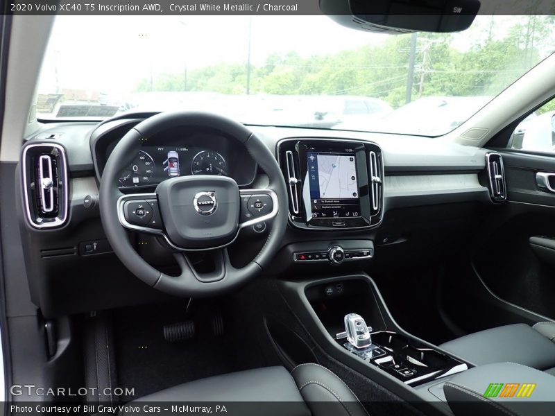 Crystal White Metallic / Charcoal 2020 Volvo XC40 T5 Inscription AWD