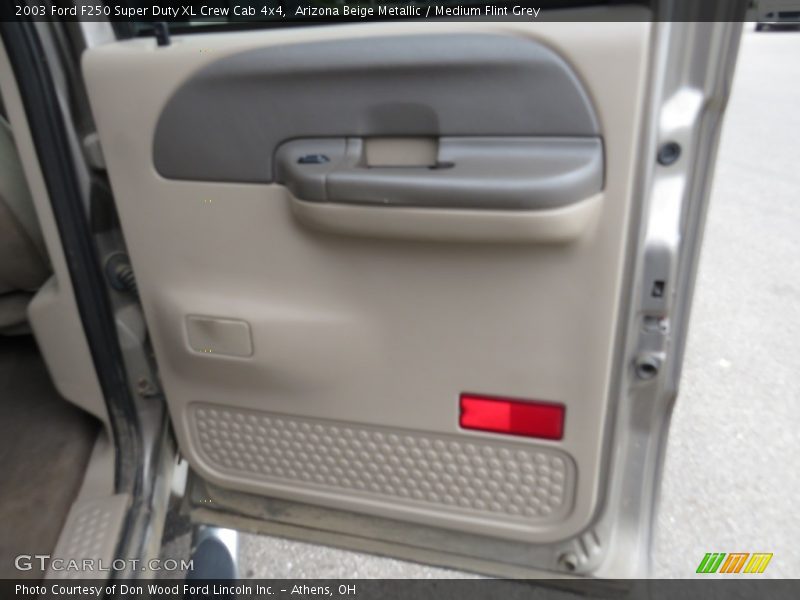 Arizona Beige Metallic / Medium Flint Grey 2003 Ford F250 Super Duty XL Crew Cab 4x4