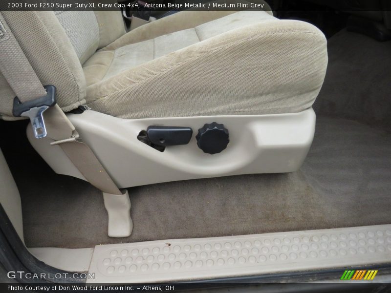 Arizona Beige Metallic / Medium Flint Grey 2003 Ford F250 Super Duty XL Crew Cab 4x4