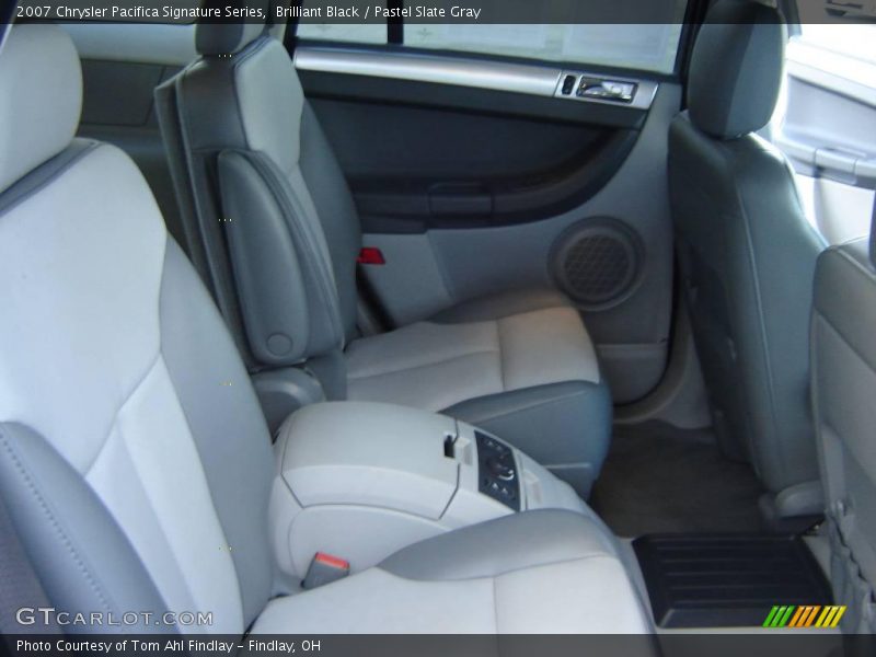 Brilliant Black / Pastel Slate Gray 2007 Chrysler Pacifica Signature Series