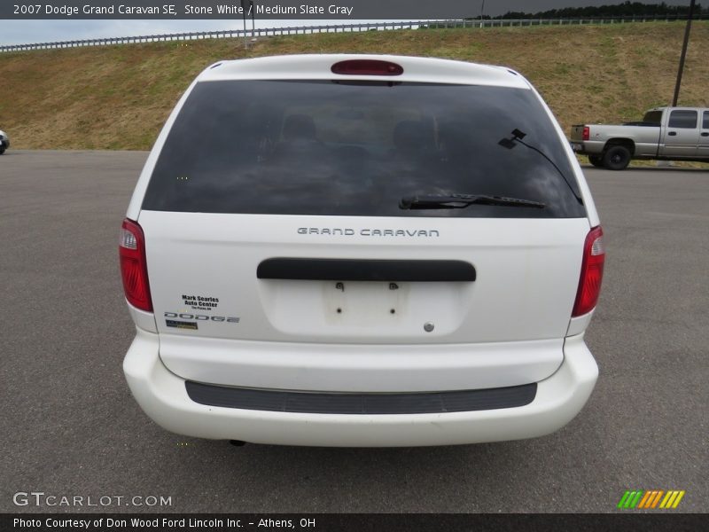 Stone White / Medium Slate Gray 2007 Dodge Grand Caravan SE