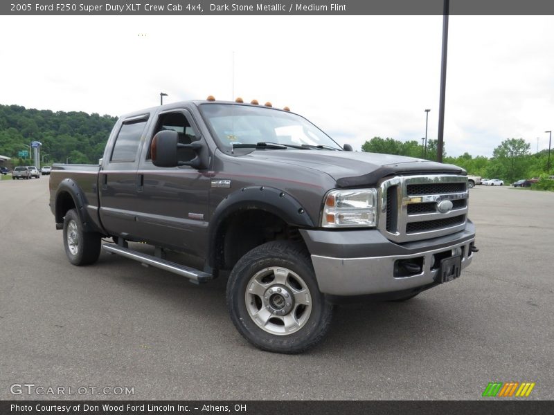 Dark Stone Metallic / Medium Flint 2005 Ford F250 Super Duty XLT Crew Cab 4x4