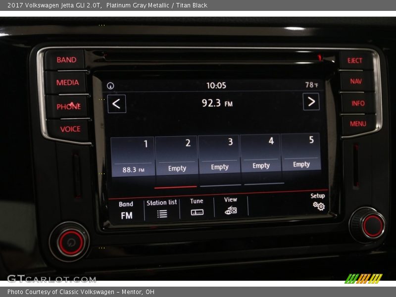 Platinum Gray Metallic / Titan Black 2017 Volkswagen Jetta GLI 2.0T