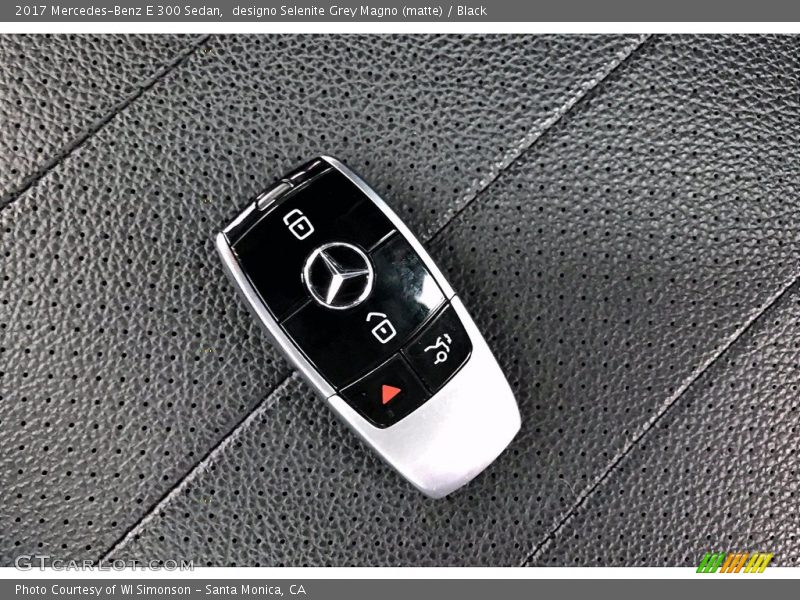 Keys of 2017 E 300 Sedan