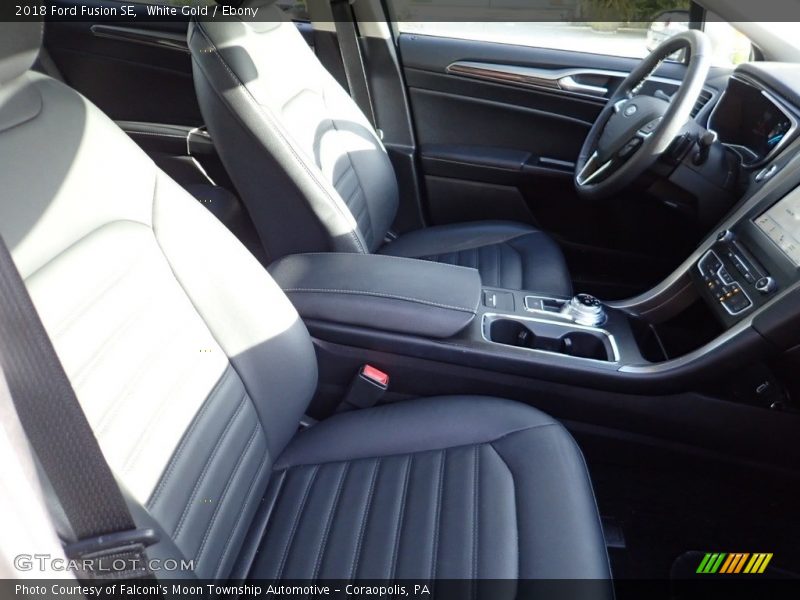 White Gold / Ebony 2018 Ford Fusion SE