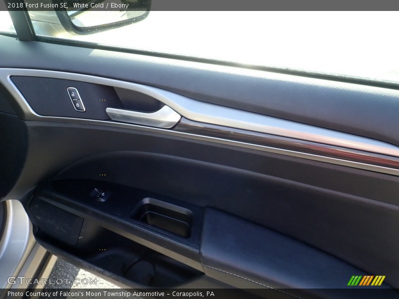 White Gold / Ebony 2018 Ford Fusion SE