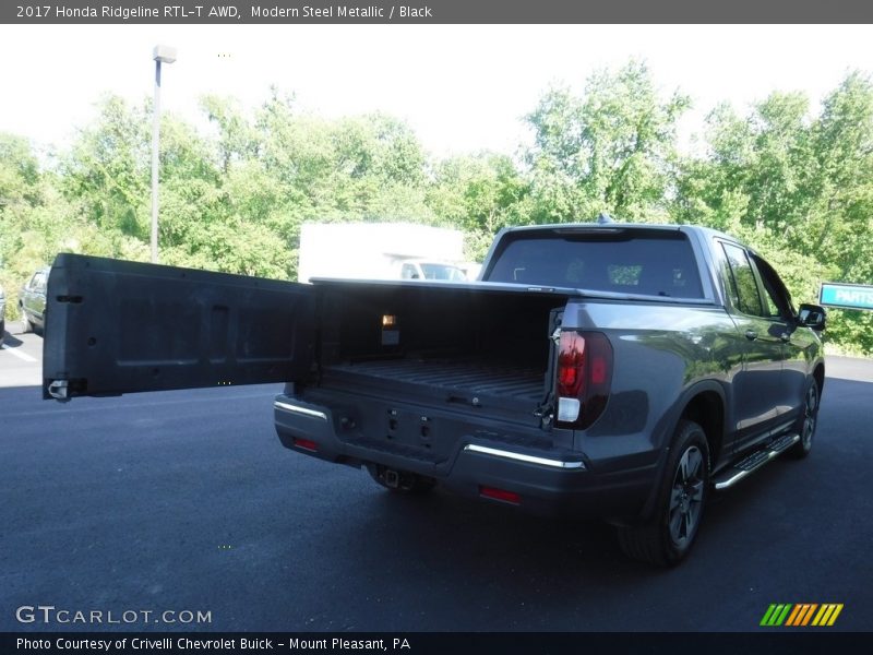 Modern Steel Metallic / Black 2017 Honda Ridgeline RTL-T AWD
