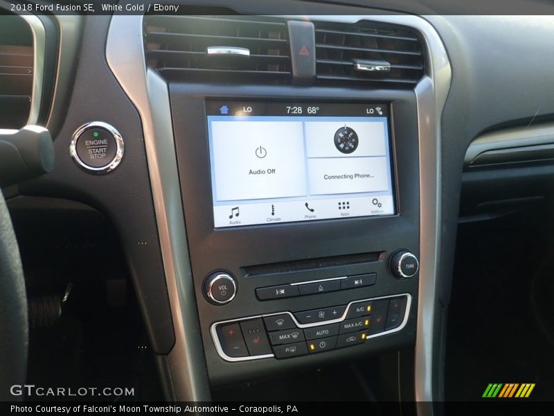 White Gold / Ebony 2018 Ford Fusion SE