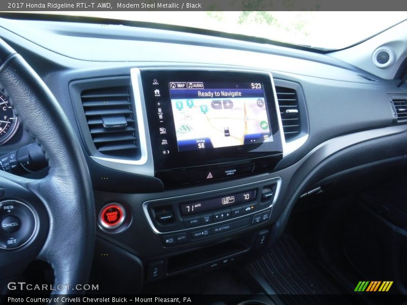 Modern Steel Metallic / Black 2017 Honda Ridgeline RTL-T AWD