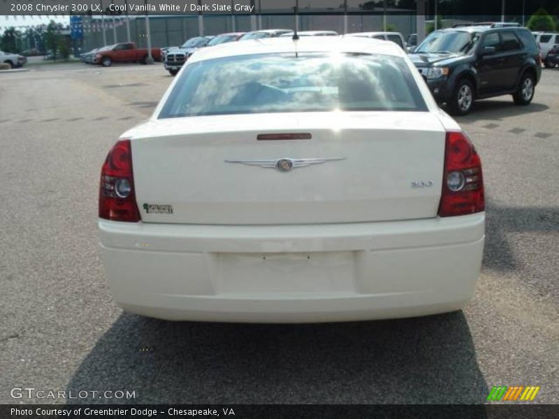 Cool Vanilla White / Dark Slate Gray 2008 Chrysler 300 LX
