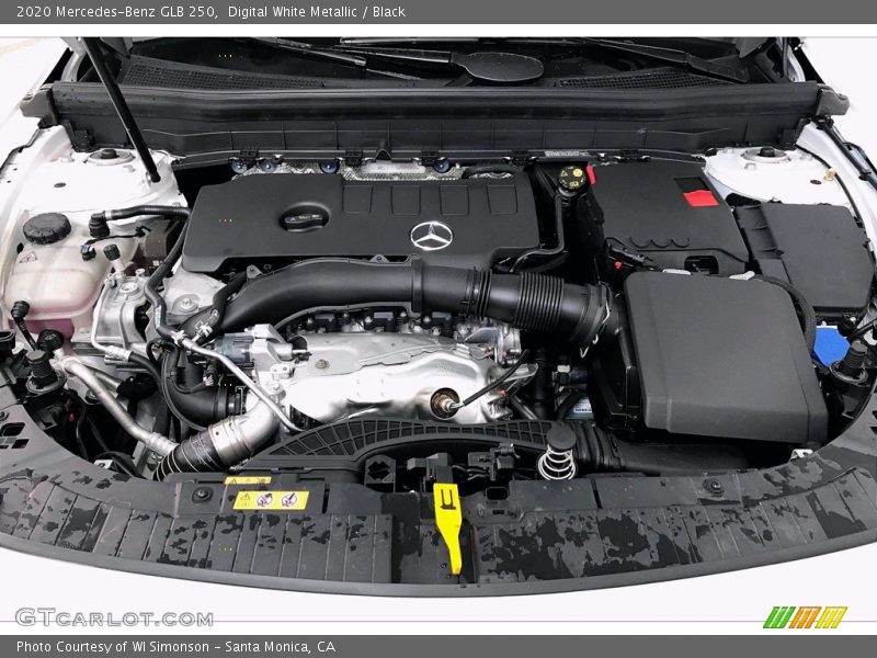 Digital White Metallic / Black 2020 Mercedes-Benz GLB 250