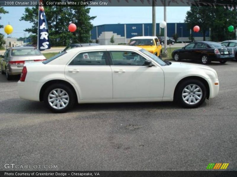 Cool Vanilla White / Dark Slate Gray 2008 Chrysler 300 LX