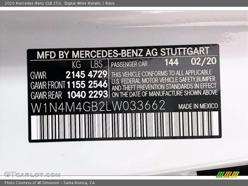 Digital White Metallic / Black 2020 Mercedes-Benz GLB 250