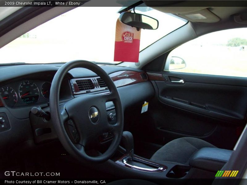 White / Ebony 2009 Chevrolet Impala LT