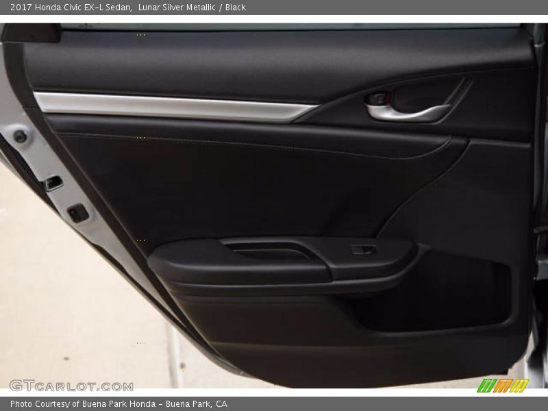 Lunar Silver Metallic / Black 2017 Honda Civic EX-L Sedan