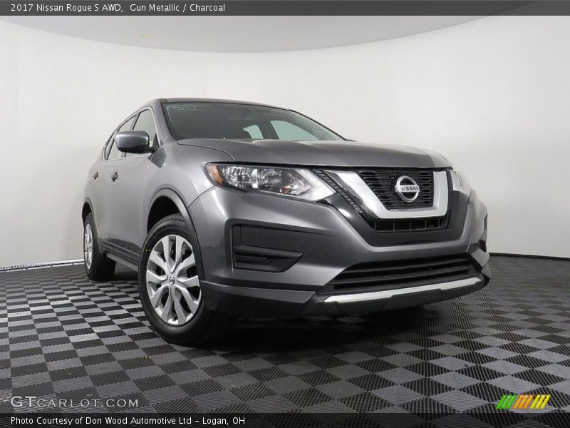 Gun Metallic / Charcoal 2017 Nissan Rogue S AWD