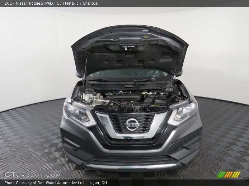 Gun Metallic / Charcoal 2017 Nissan Rogue S AWD
