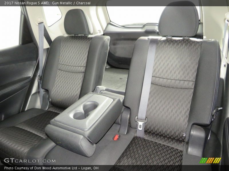 Gun Metallic / Charcoal 2017 Nissan Rogue S AWD