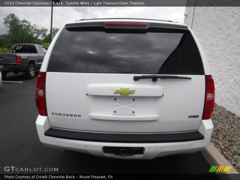 Summit White / Light Titanium/Dark Titanium 2010 Chevrolet Suburban LT 4x4