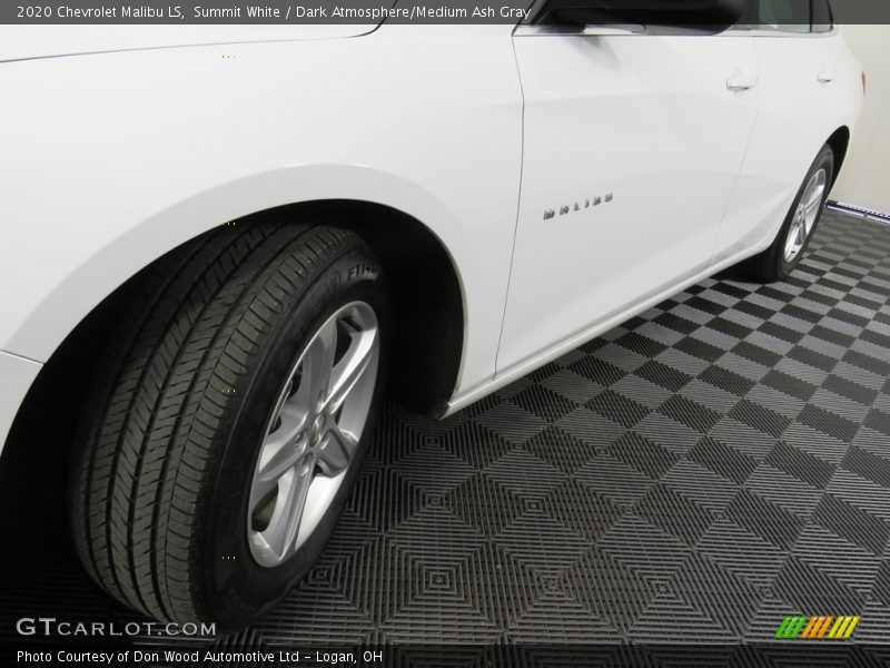 Summit White / Dark Atmosphere/Medium Ash Gray 2020 Chevrolet Malibu LS