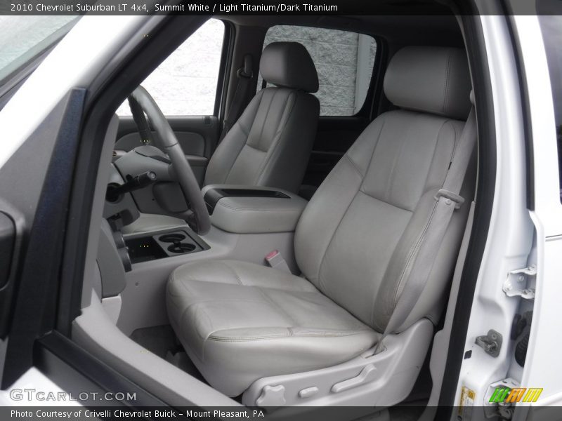 Summit White / Light Titanium/Dark Titanium 2010 Chevrolet Suburban LT 4x4