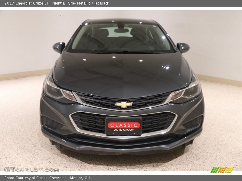 Nightfall Gray Metallic / Jet Black 2017 Chevrolet Cruze LT