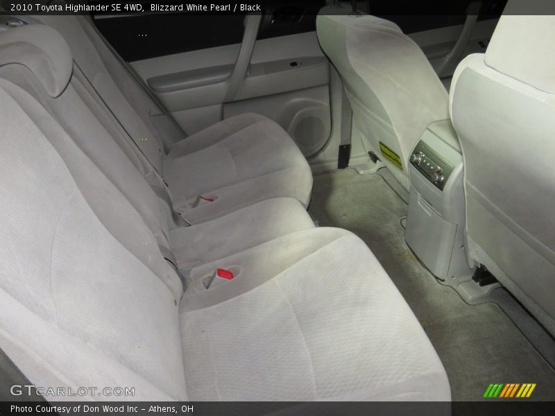 Blizzard White Pearl / Black 2010 Toyota Highlander SE 4WD