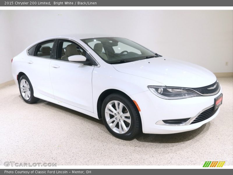 Bright White / Black/Linen 2015 Chrysler 200 Limited