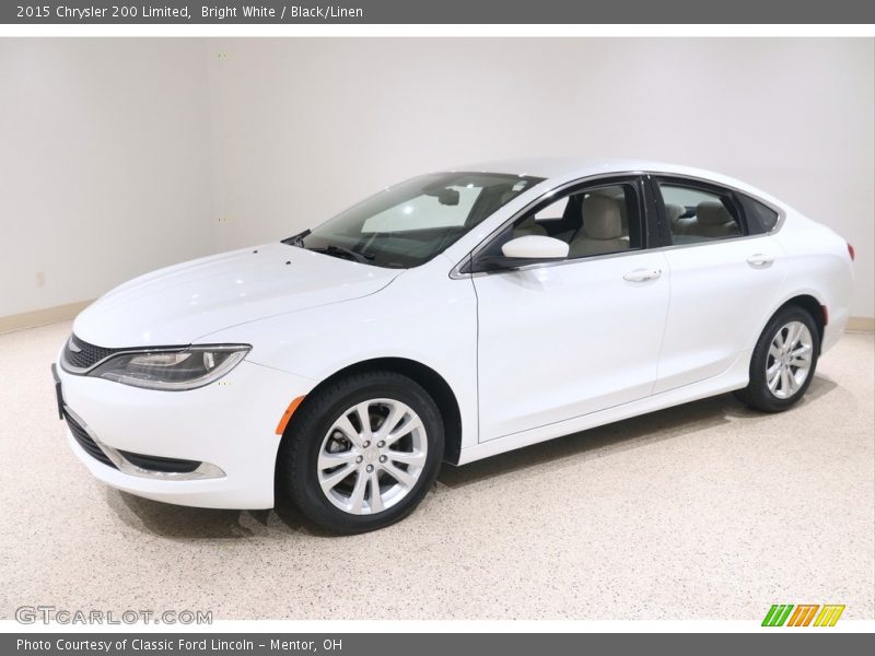 Bright White / Black/Linen 2015 Chrysler 200 Limited