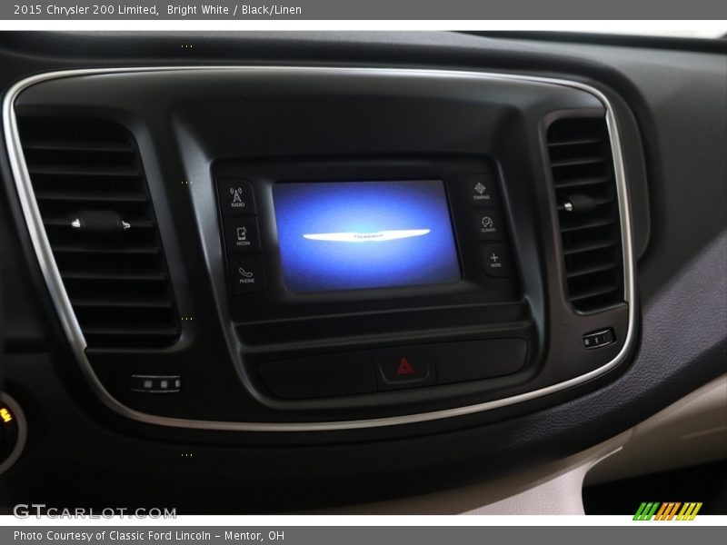Bright White / Black/Linen 2015 Chrysler 200 Limited