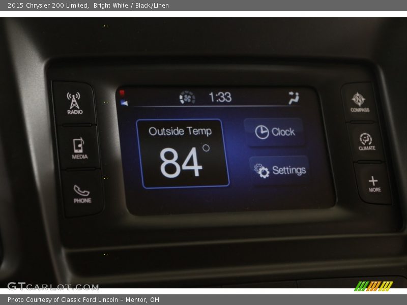 Bright White / Black/Linen 2015 Chrysler 200 Limited