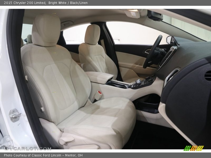 Bright White / Black/Linen 2015 Chrysler 200 Limited