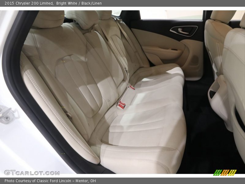 Bright White / Black/Linen 2015 Chrysler 200 Limited