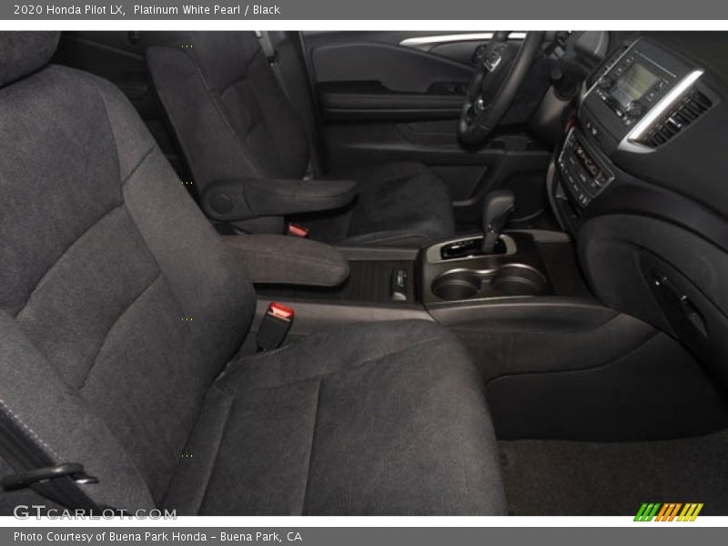 Platinum White Pearl / Black 2020 Honda Pilot LX