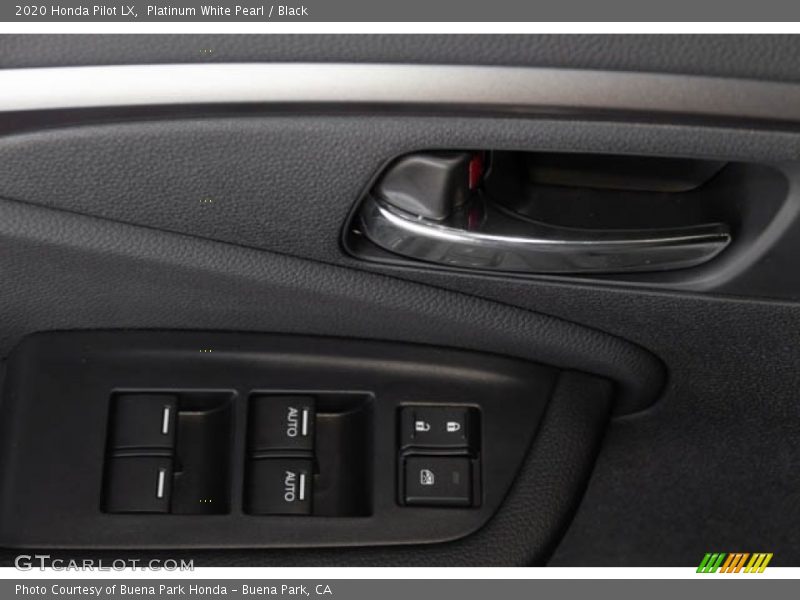 Platinum White Pearl / Black 2020 Honda Pilot LX