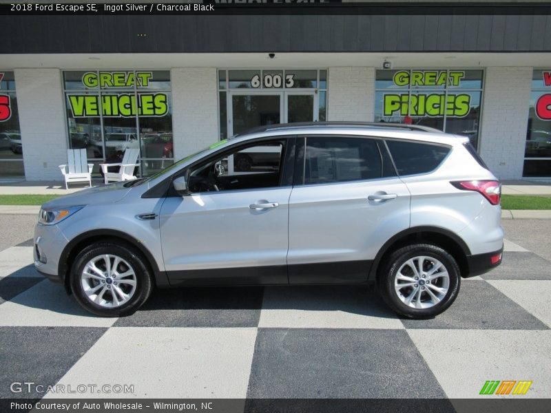 Ingot Silver / Charcoal Black 2018 Ford Escape SE